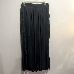 OLIVACEOUS | Maxi Skirt